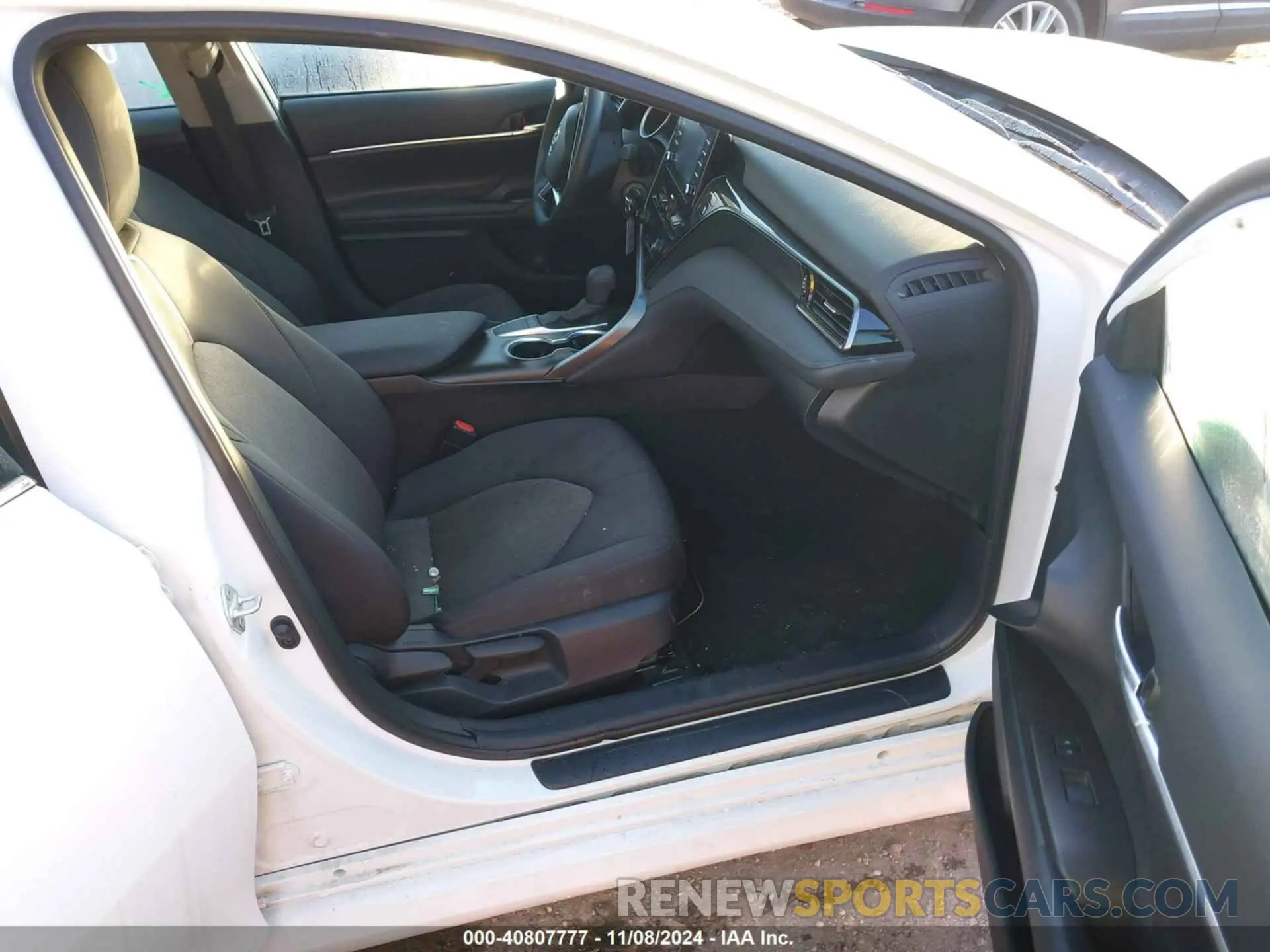 5 Photograph of a damaged car 4T1C11AK0RU883356 TOYOTA CAMRY 2024