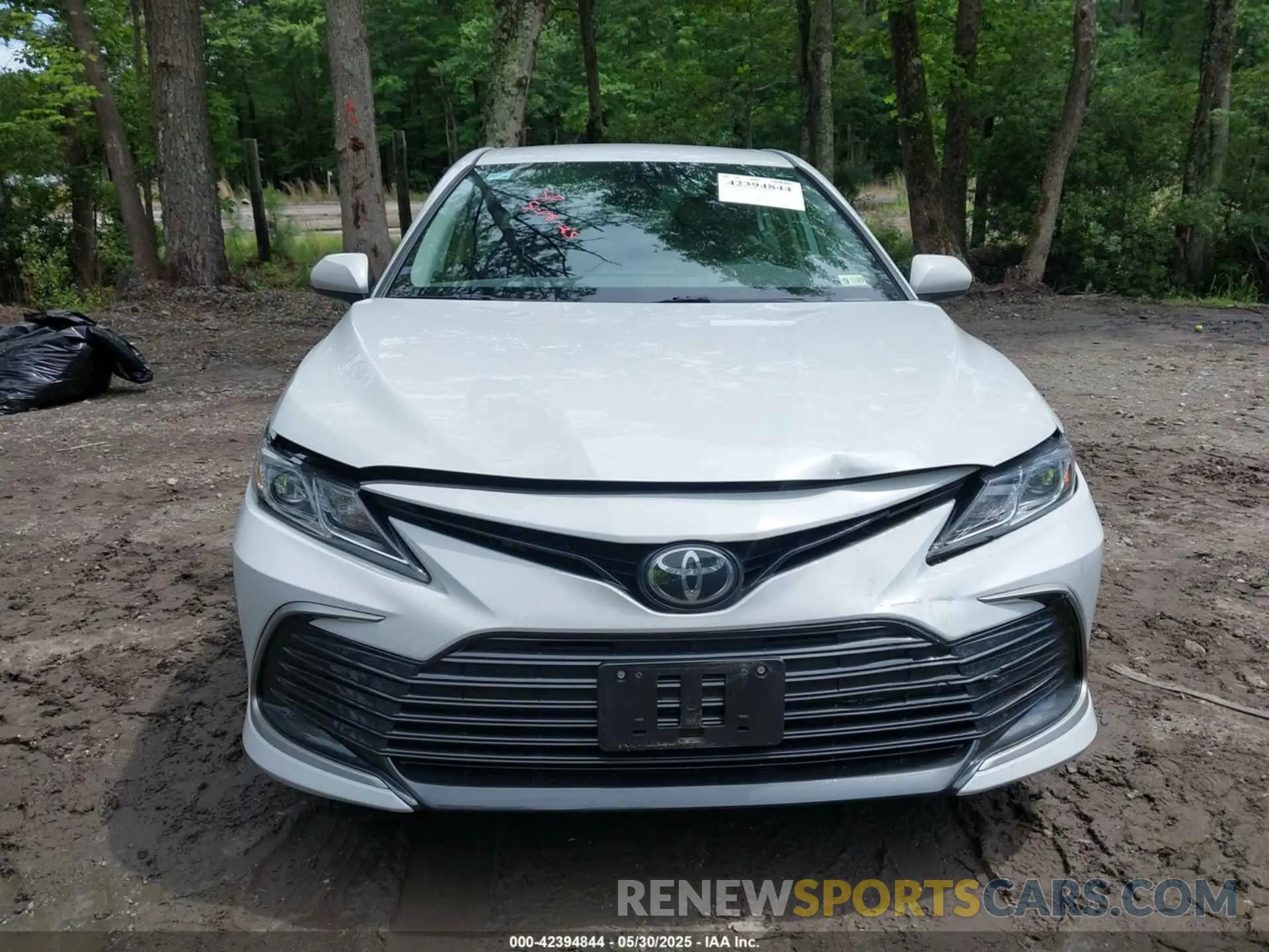 12 Photograph of a damaged car 4T1C11AK1RU189338 TOYOTA CAMRY 2024