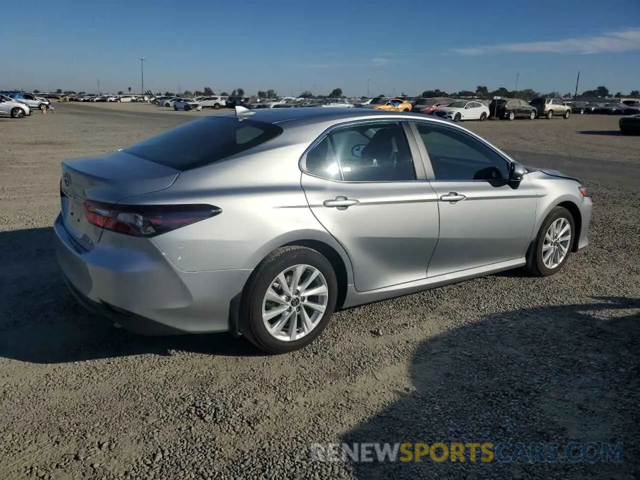 3 Photograph of a damaged car 4T1C11AK1RU255886 TOYOTA CAMRY 2024