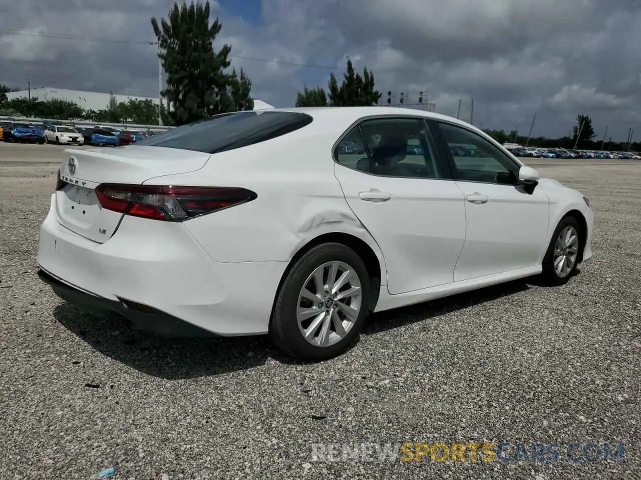 3 Photograph of a damaged car 4T1C11AK1RU856375 TOYOTA CAMRY 2024
