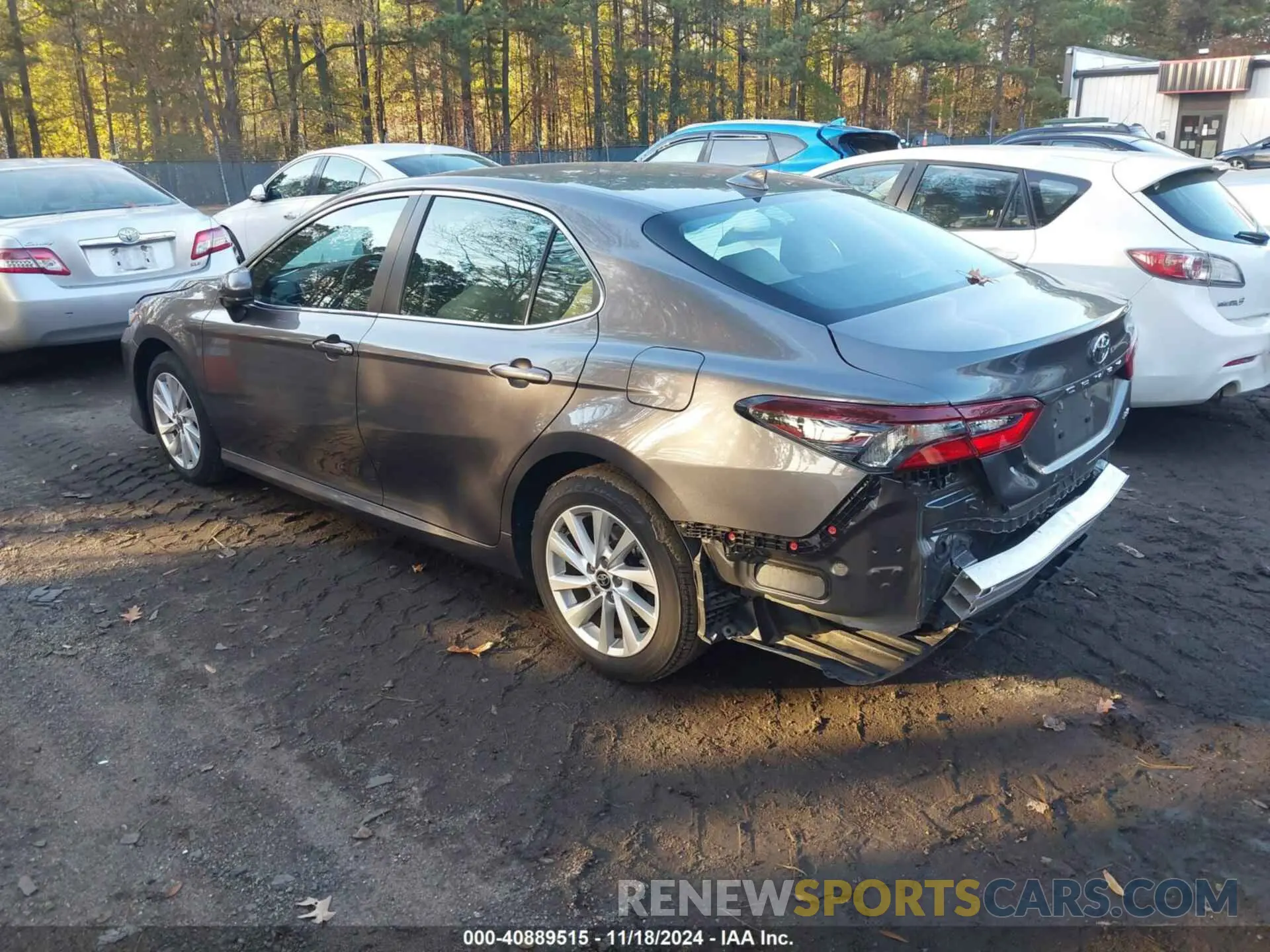 3 Photograph of a damaged car 4T1C11AK1RU881485 TOYOTA CAMRY 2024