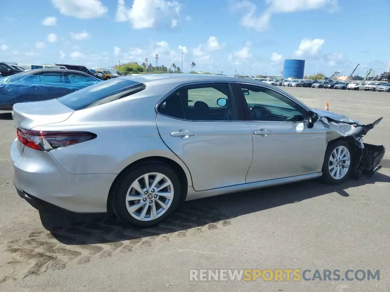 3 Photograph of a damaged car 4T1C11AK1RU883799 TOYOTA CAMRY 2024