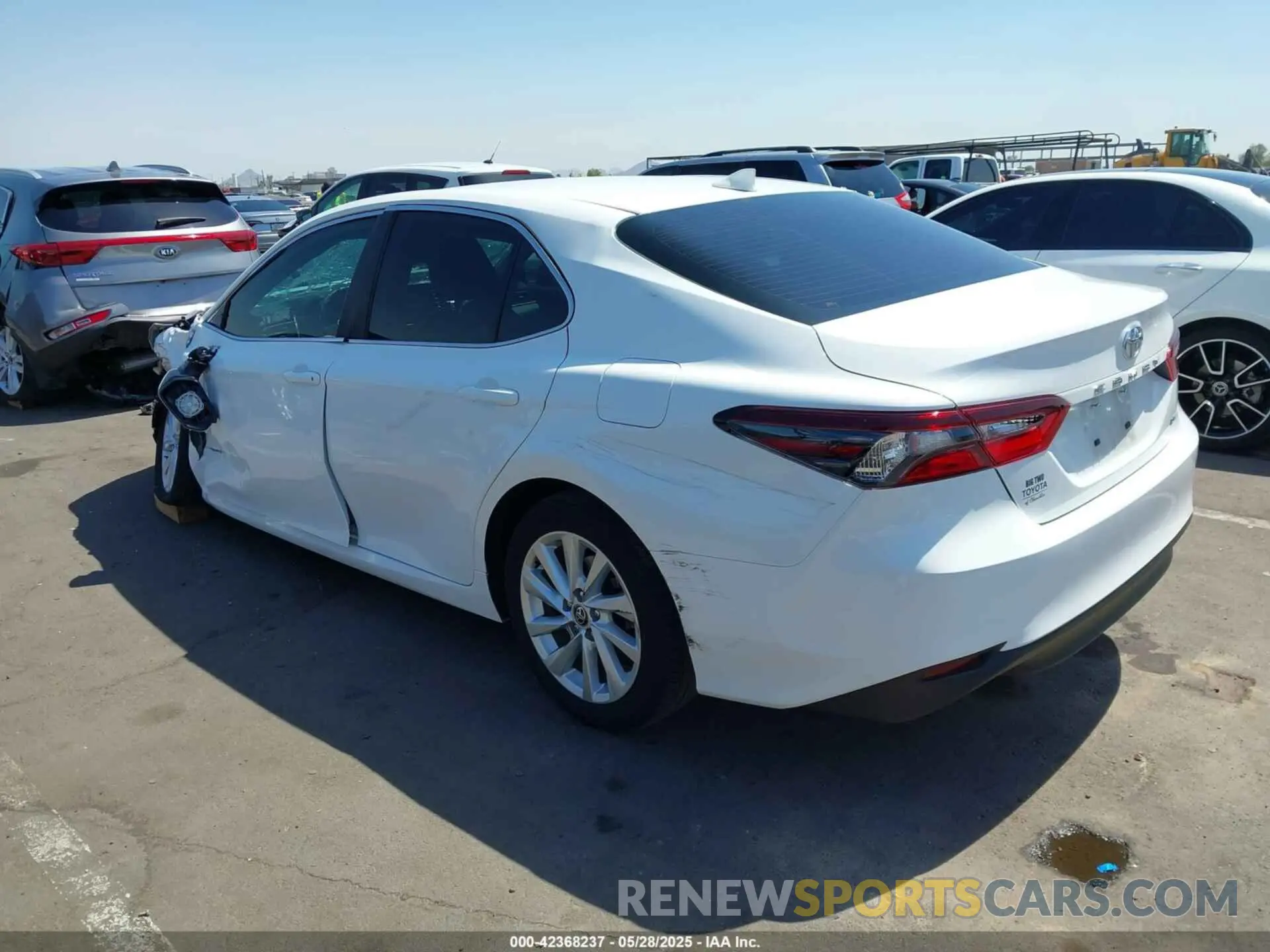 3 Photograph of a damaged car 4T1C11AK2RU860306 TOYOTA CAMRY 2024