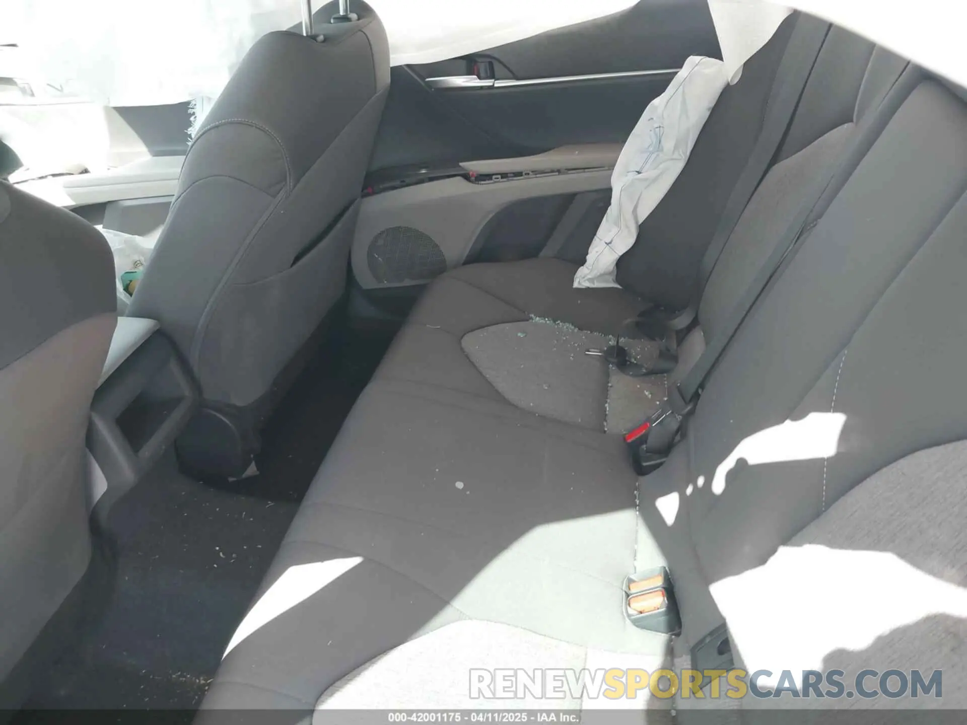 8 Photograph of a damaged car 4T1C11AK2RU863352 TOYOTA CAMRY 2024