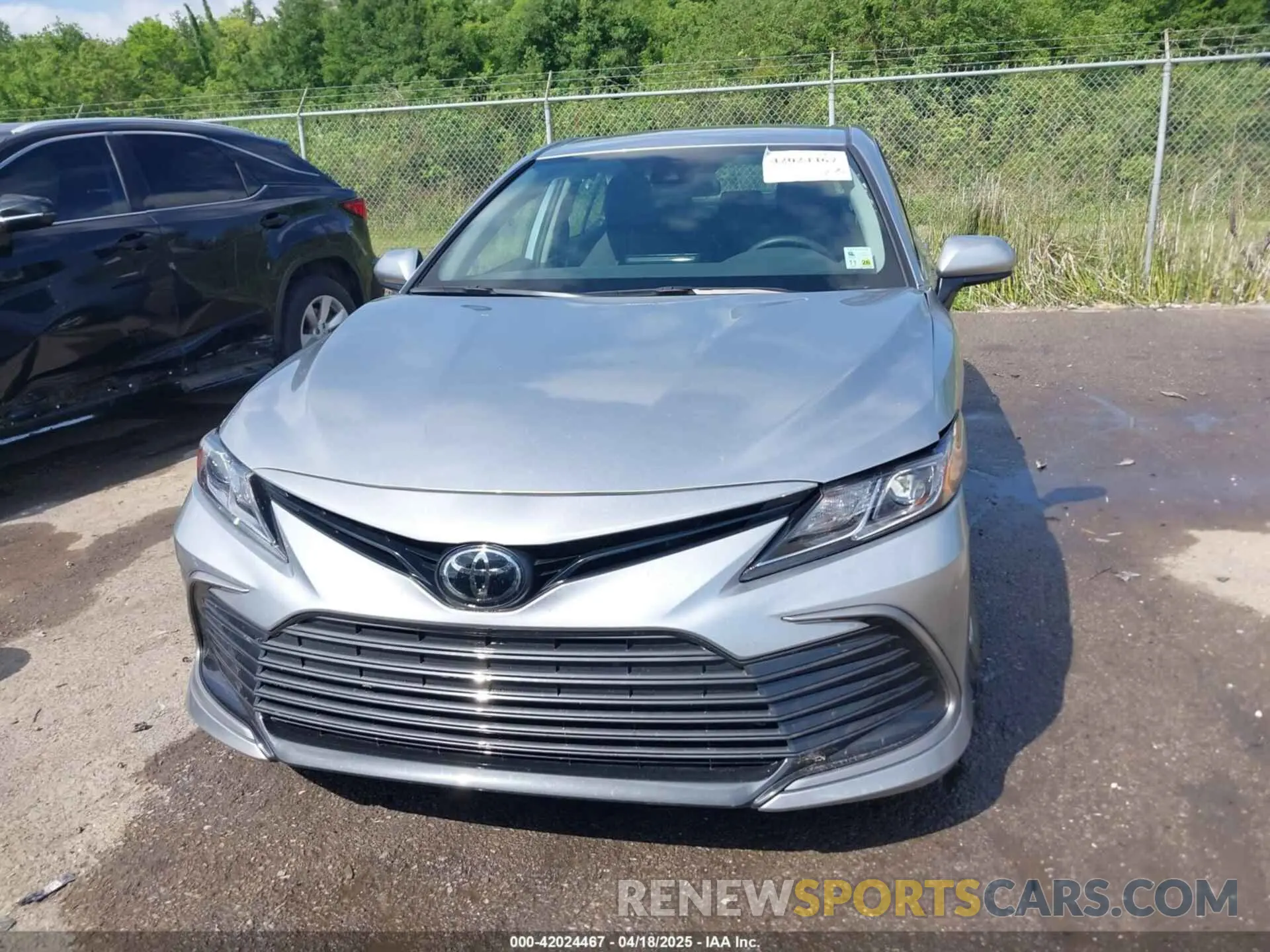 12 Photograph of a damaged car 4T1C11AK2RU872620 TOYOTA CAMRY 2024