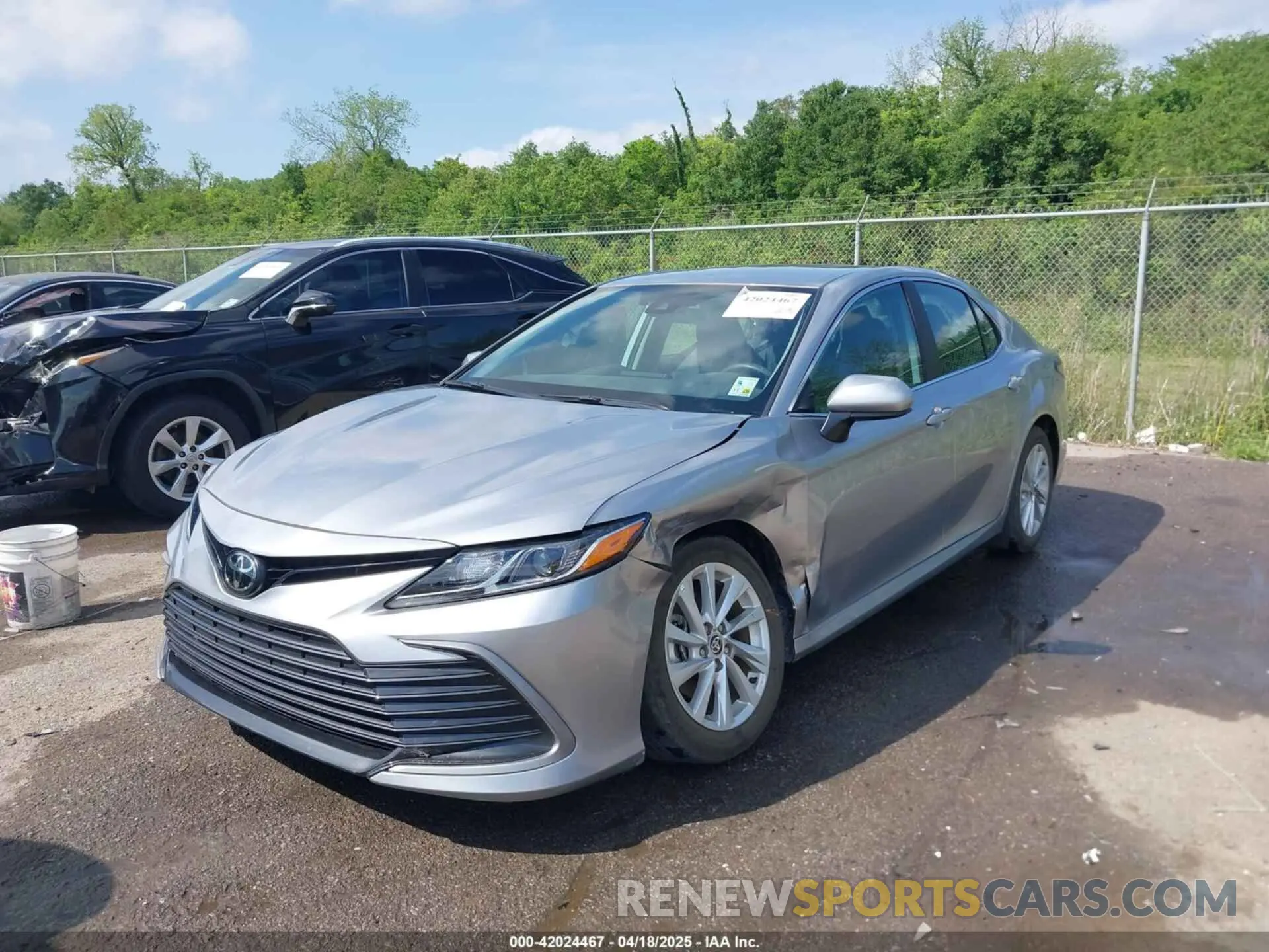 2 Photograph of a damaged car 4T1C11AK2RU872620 TOYOTA CAMRY 2024