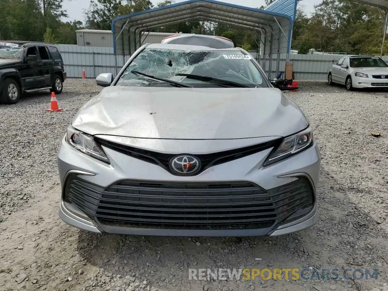 5 Photograph of a damaged car 4T1C11AK3RU226728 TOYOTA CAMRY 2024