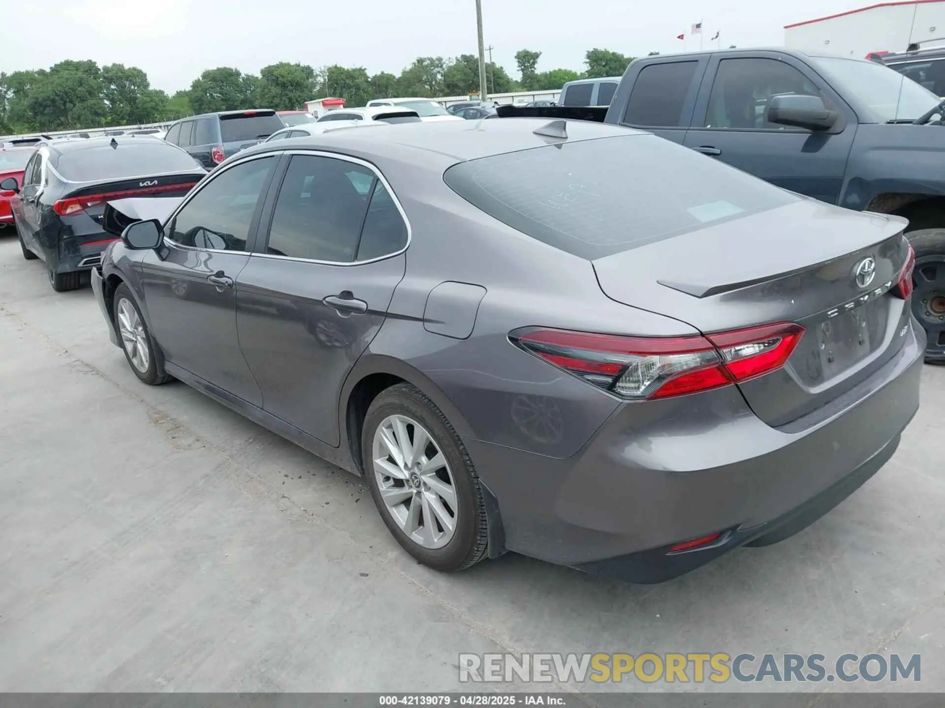 3 Photograph of a damaged car 4T1C11AK4RU247944 TOYOTA CAMRY 2024