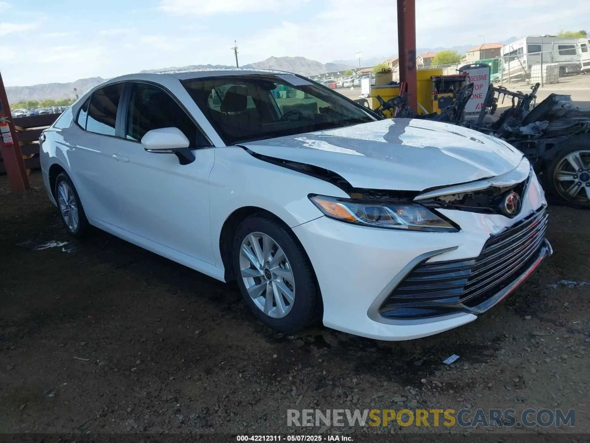 1 Photograph of a damaged car 4T1C11AK4RU864390 TOYOTA CAMRY 2024