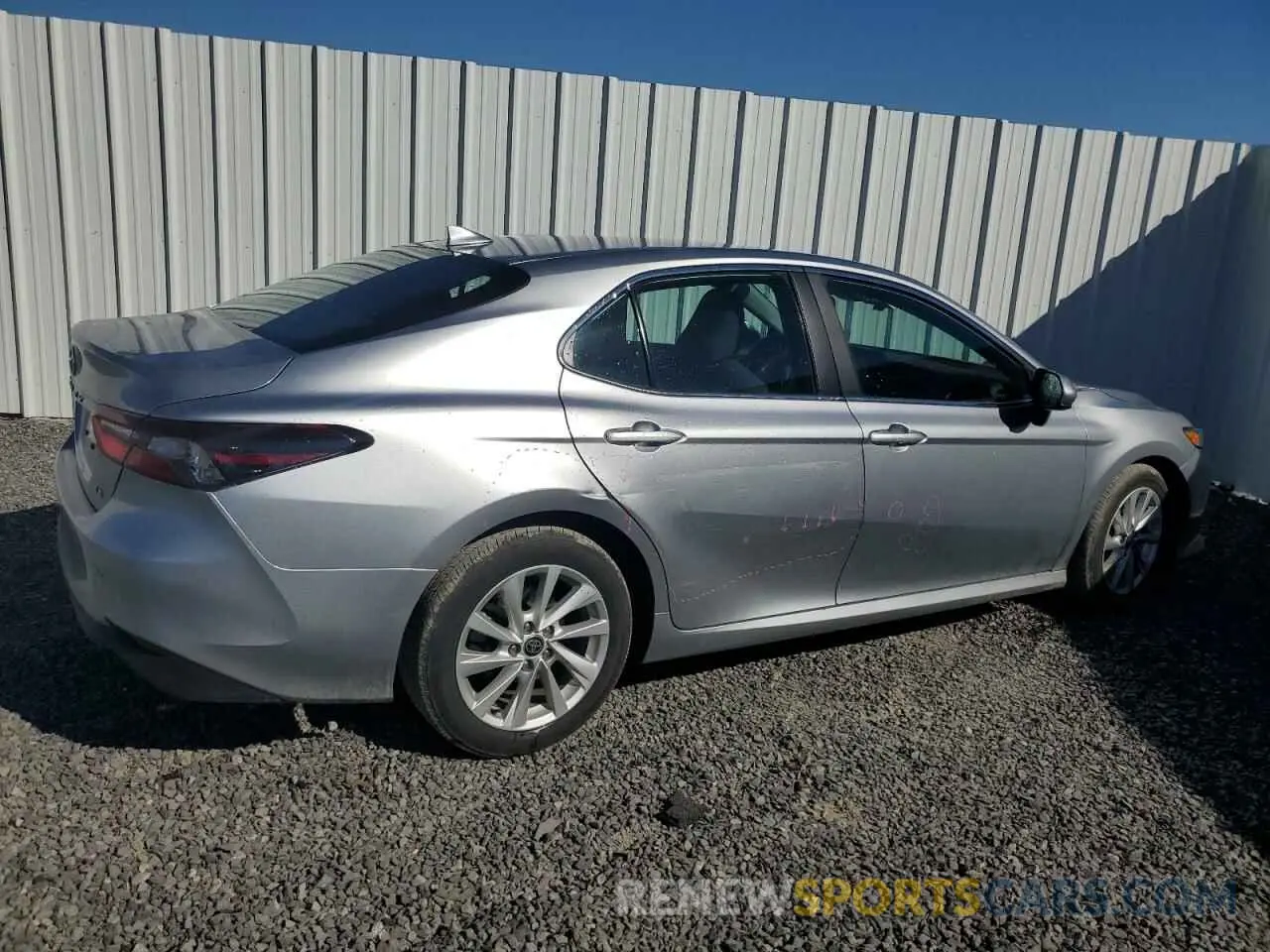 3 Photograph of a damaged car 4T1C11AK4RU900286 TOYOTA CAMRY 2024