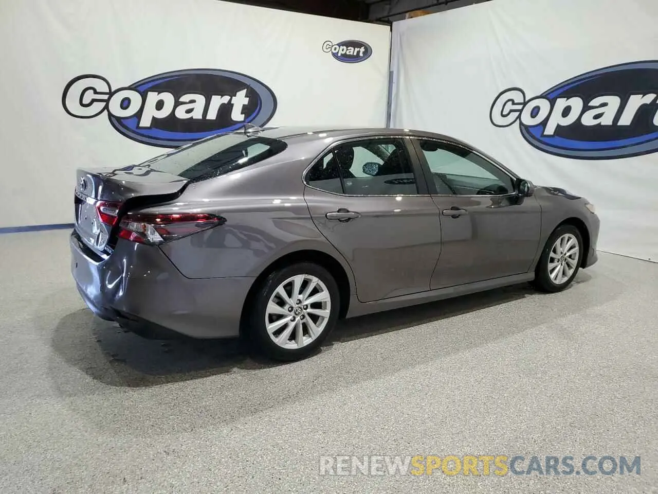 3 Photograph of a damaged car 4T1C11AK4RU904645 TOYOTA CAMRY 2024