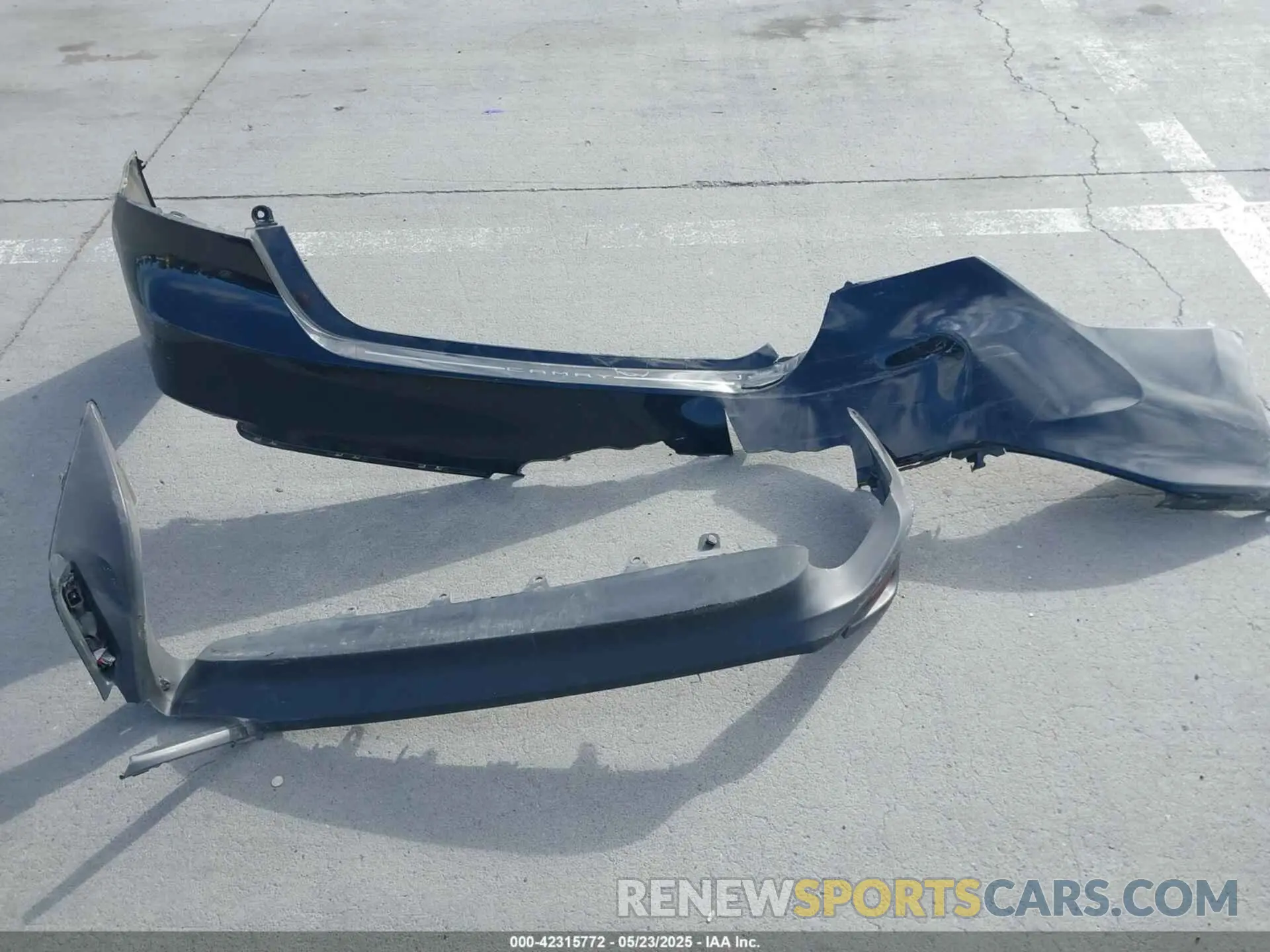 12 Photograph of a damaged car 4T1C11AK4RU915337 TOYOTA CAMRY 2024