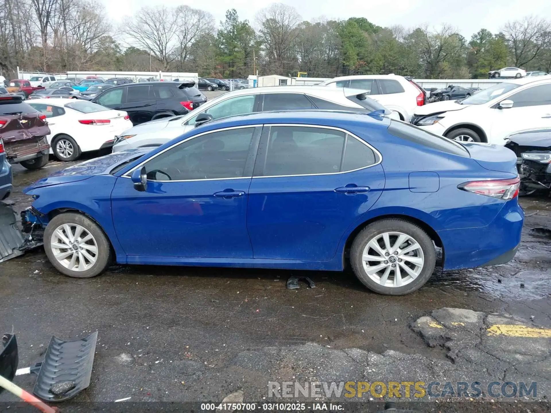 14 Photograph of a damaged car 4T1C11AK5RU228948 TOYOTA CAMRY 2024