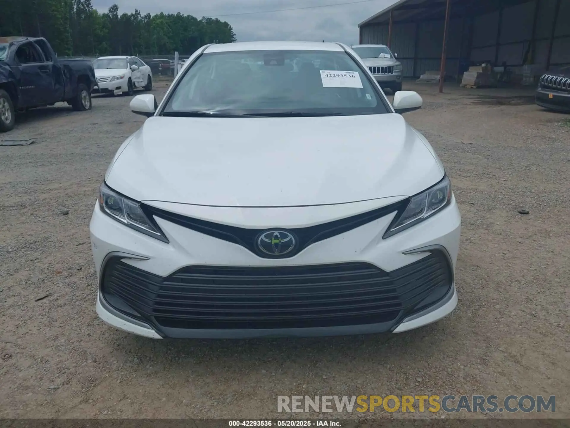 13 Photograph of a damaged car 4T1C11AK5RU865810 TOYOTA CAMRY 2024