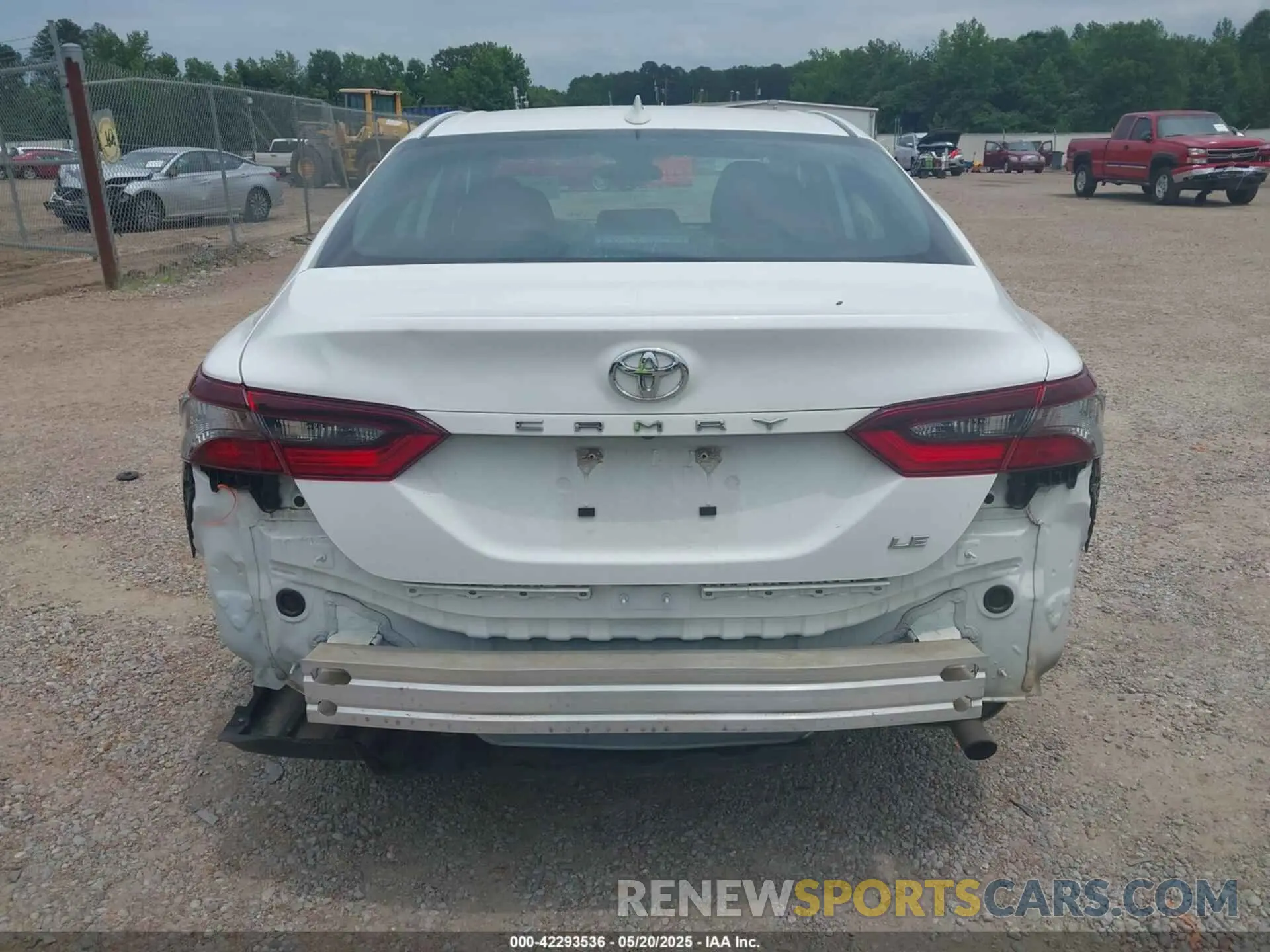17 Photograph of a damaged car 4T1C11AK5RU865810 TOYOTA CAMRY 2024