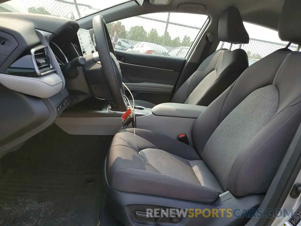 7 Photograph of a damaged car 4T1C11AK6RU190646 TOYOTA CAMRY 2024