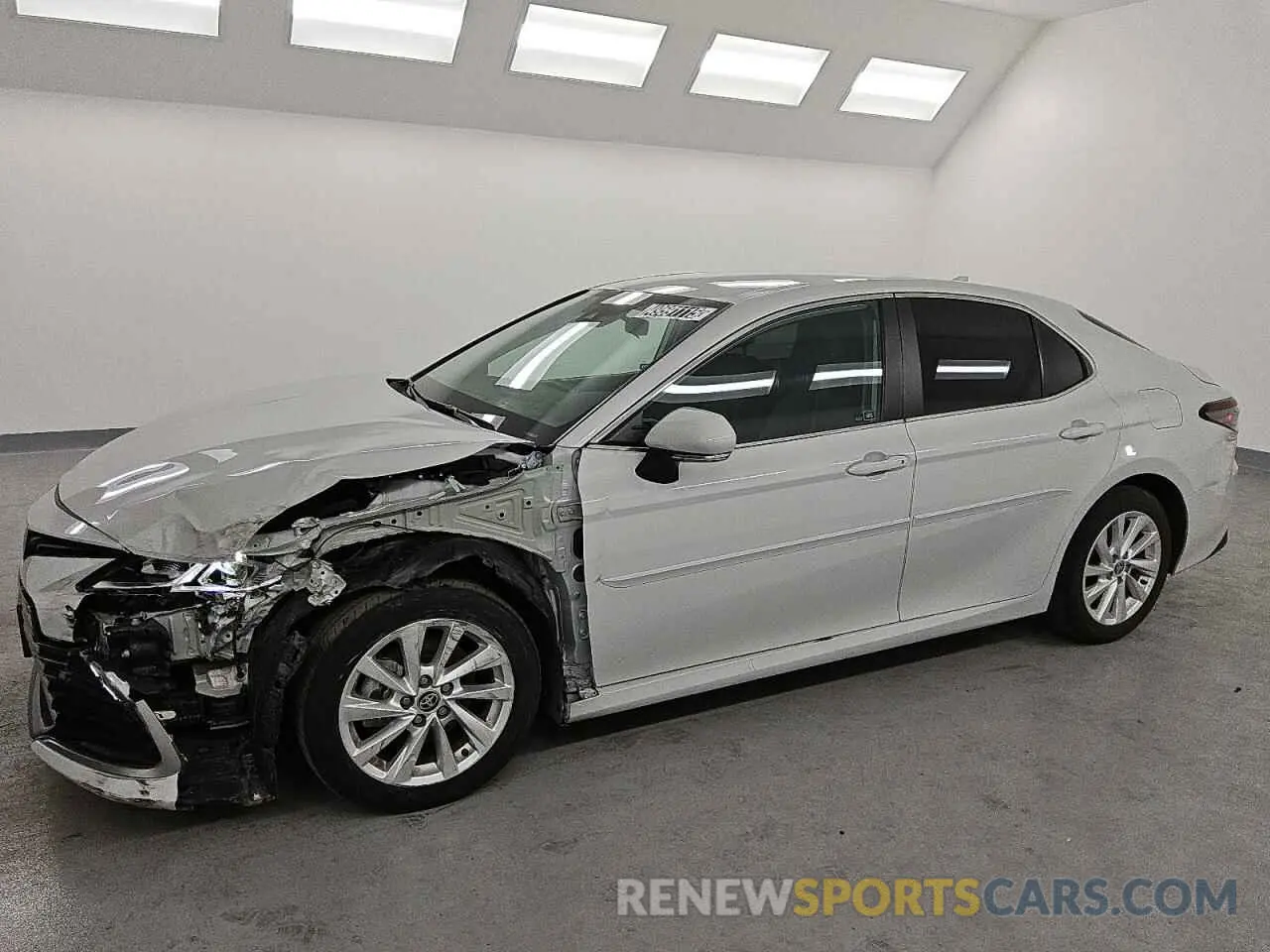 1 Photograph of a damaged car 4T1C11AK6RU231812 TOYOTA CAMRY 2024