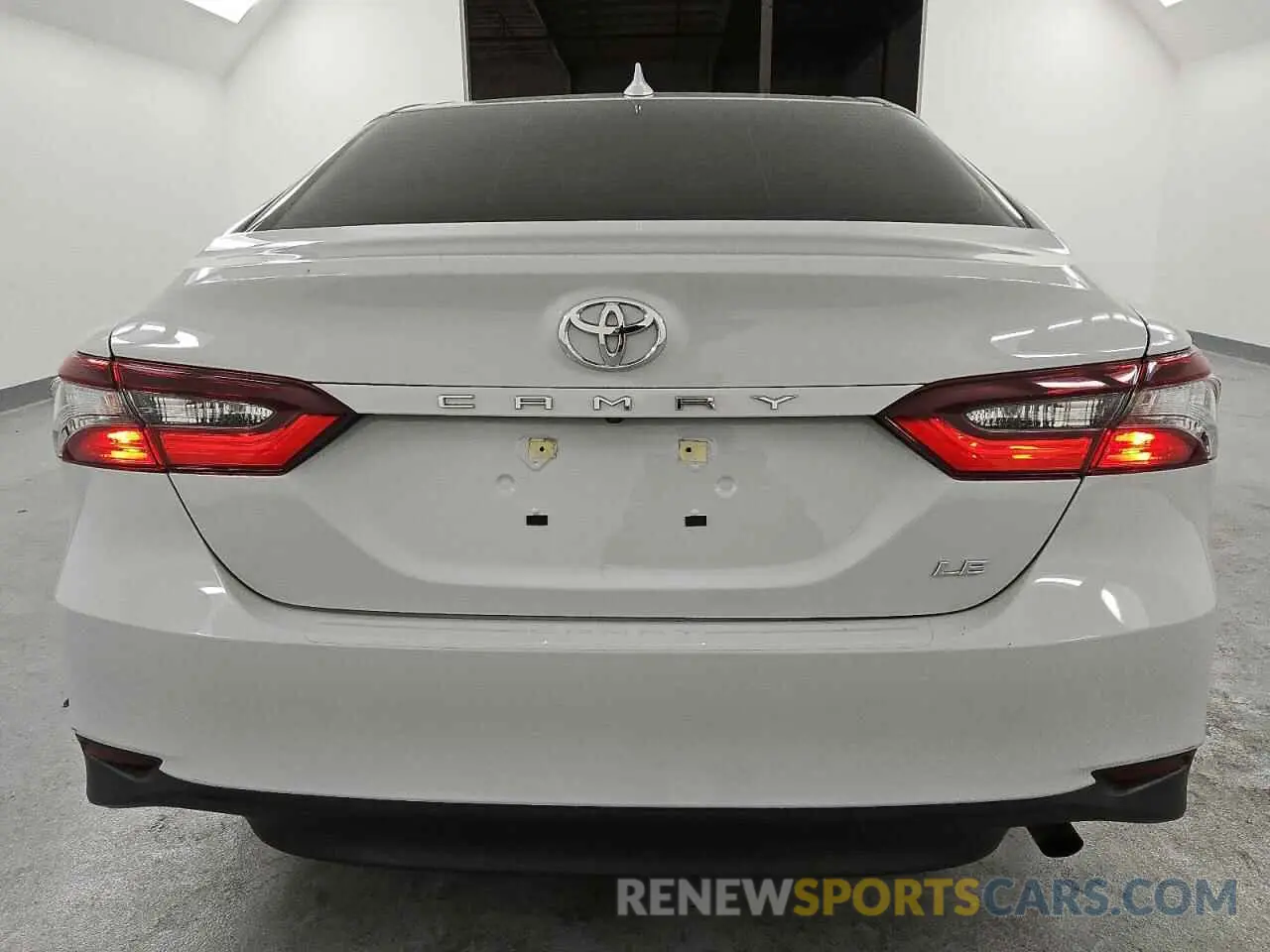 6 Photograph of a damaged car 4T1C11AK6RU231812 TOYOTA CAMRY 2024