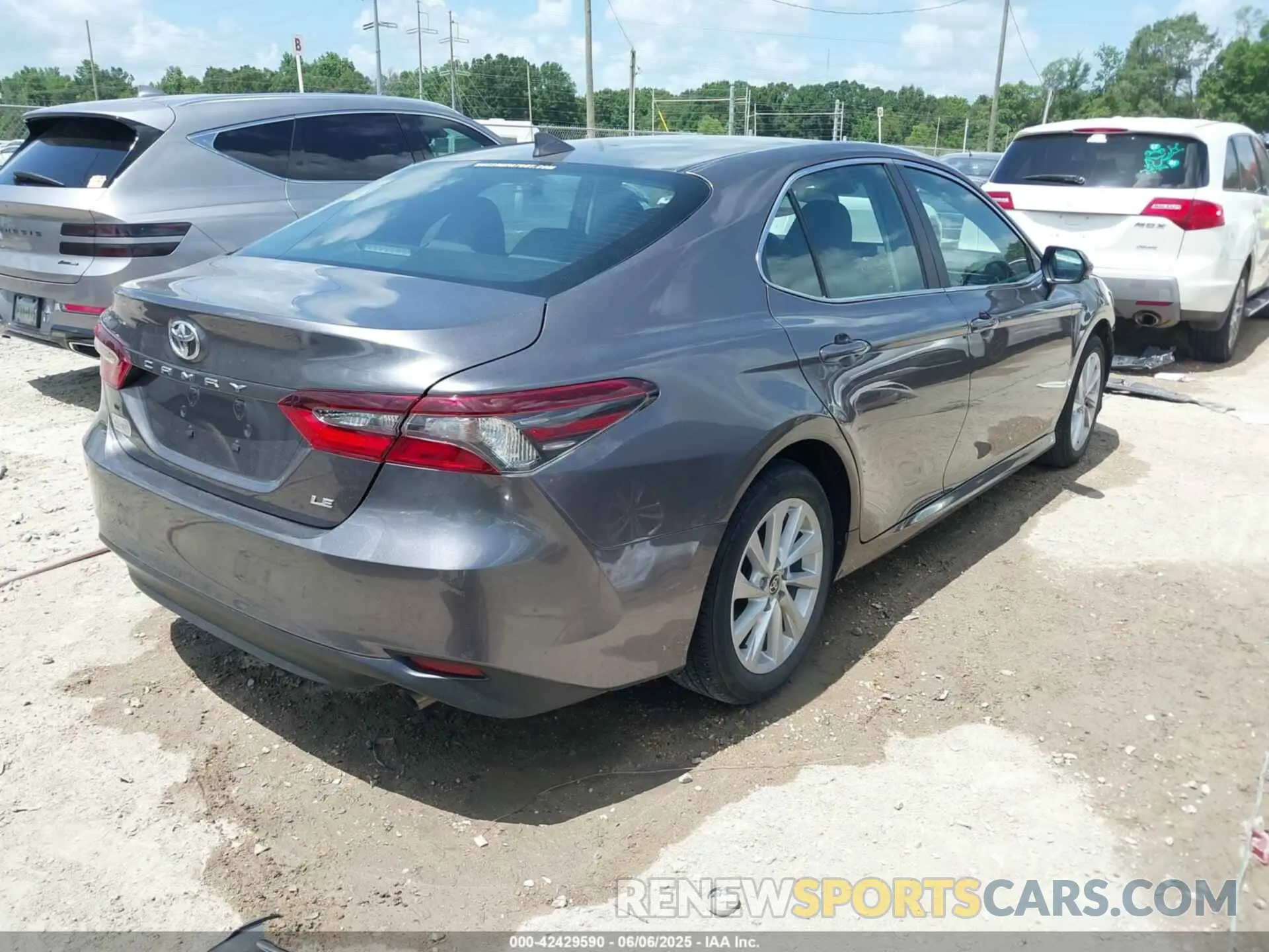 4 Photograph of a damaged car 4T1C11AK6RU870014 TOYOTA CAMRY 2024