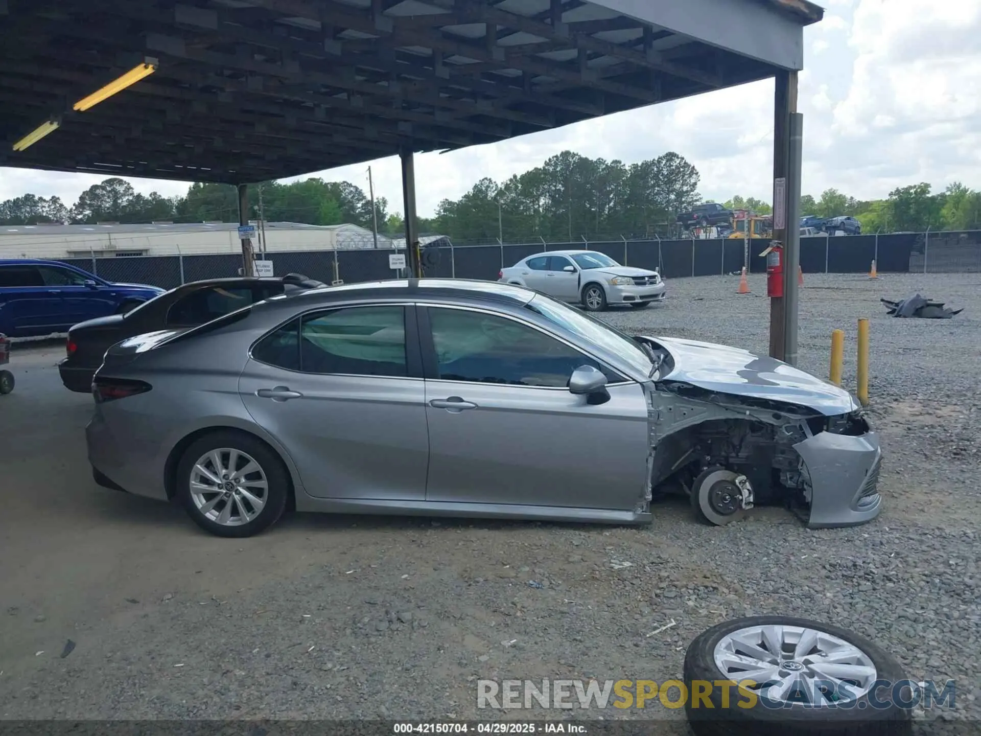 14 Photograph of a damaged car 4T1C11AK6RU874600 TOYOTA CAMRY 2024