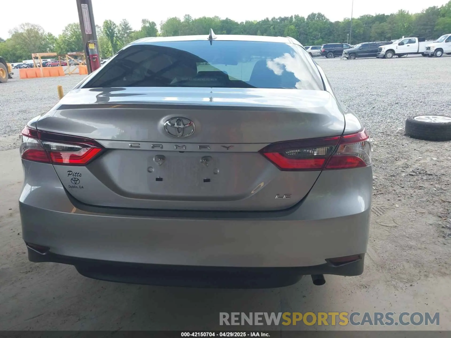 17 Photograph of a damaged car 4T1C11AK6RU874600 TOYOTA CAMRY 2024
