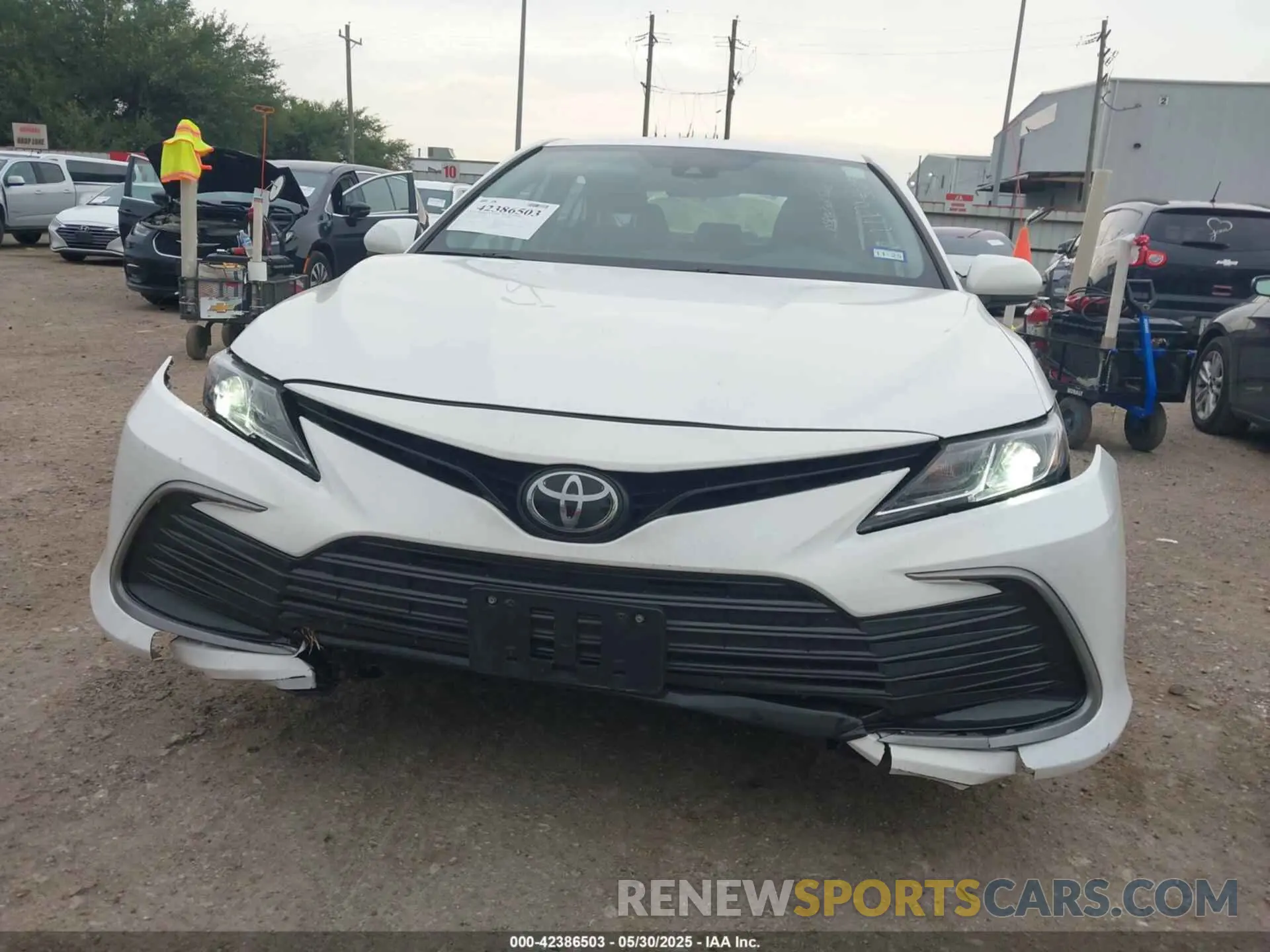 12 Photograph of a damaged car 4T1C11AK6RU884401 TOYOTA CAMRY 2024