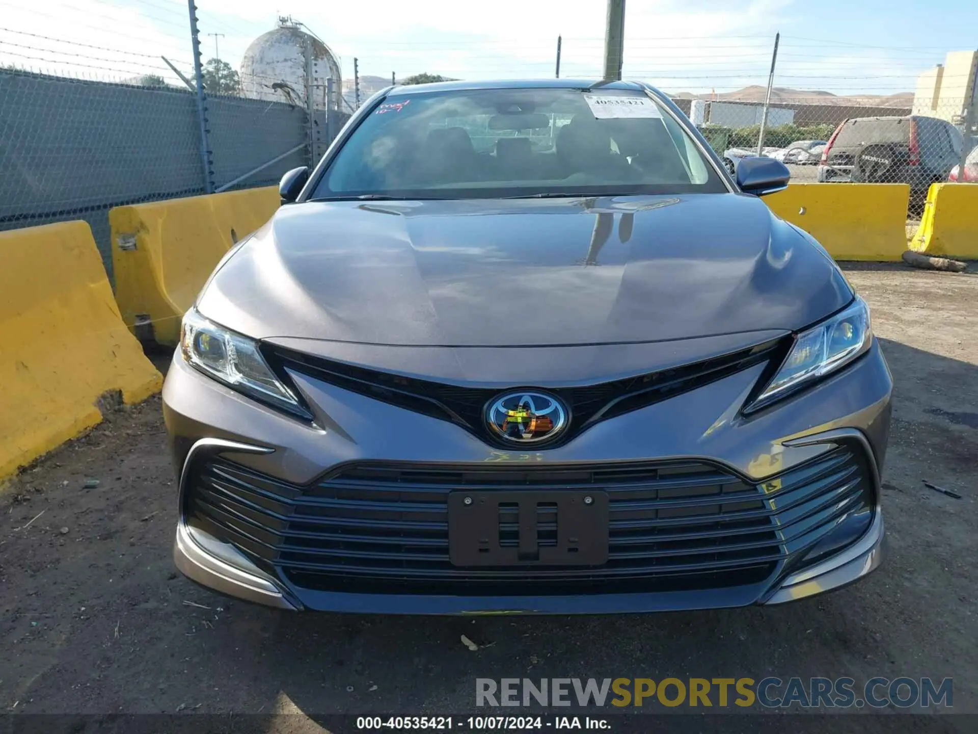 12 Photograph of a damaged car 4T1C11AK7RU894838 TOYOTA CAMRY 2024