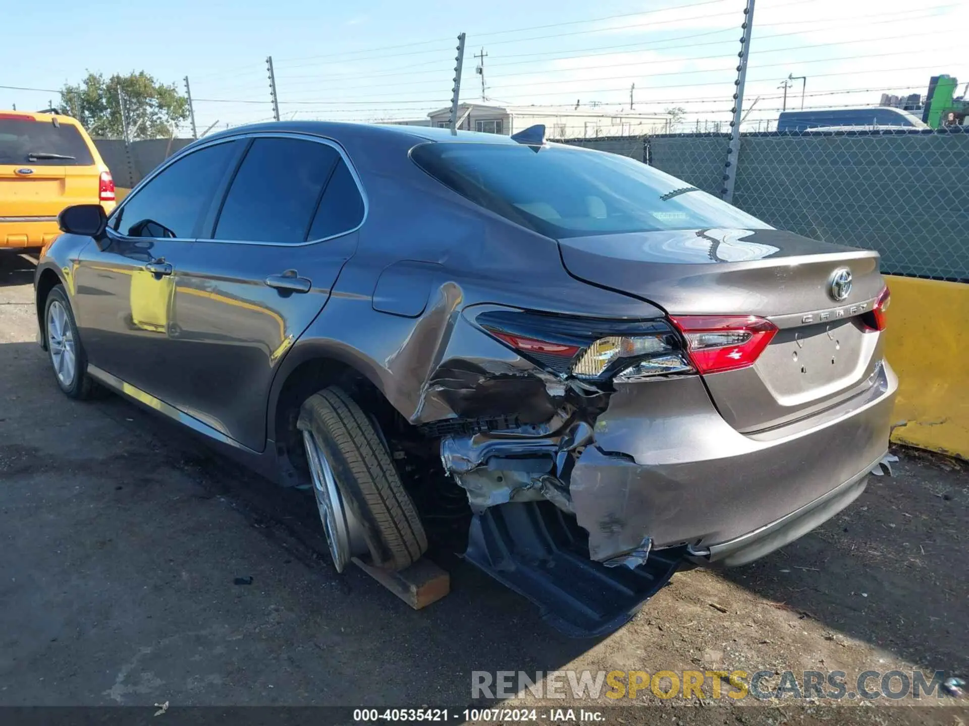 3 Photograph of a damaged car 4T1C11AK7RU894838 TOYOTA CAMRY 2024