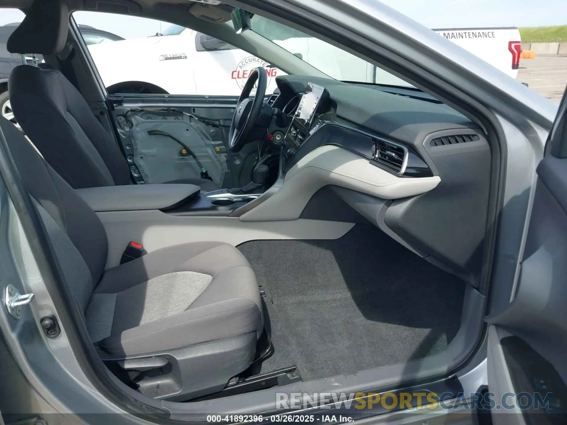 5 Photograph of a damaged car 4T1C11AK7RU902016 TOYOTA CAMRY 2024