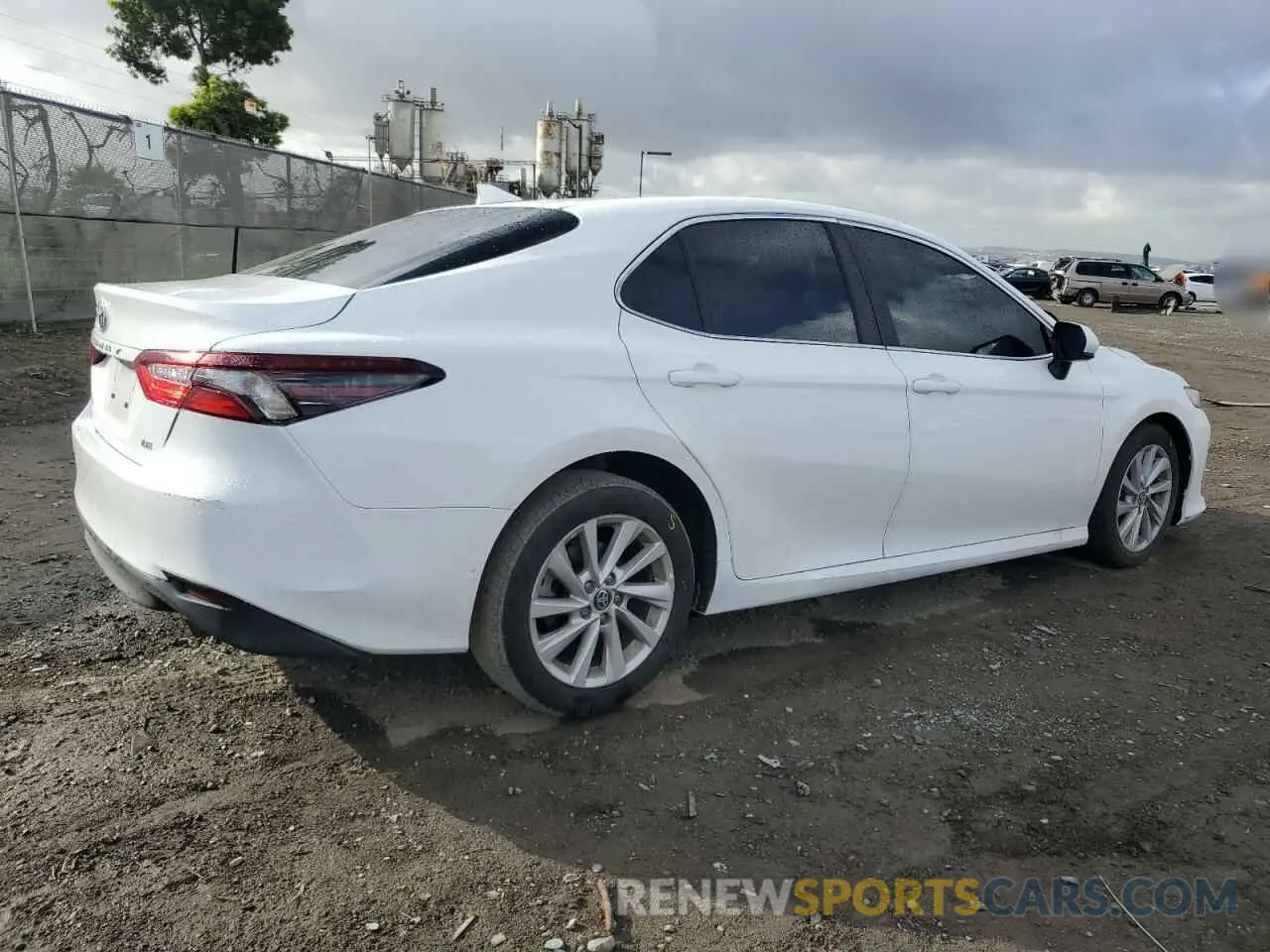 3 Photograph of a damaged car 4T1C11AK9RU256526 TOYOTA CAMRY 2024
