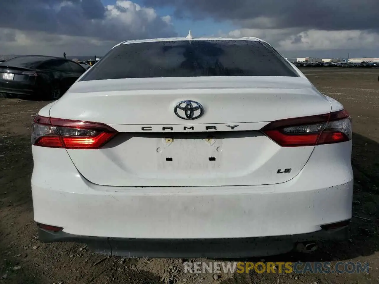 6 Photograph of a damaged car 4T1C11AK9RU256526 TOYOTA CAMRY 2024