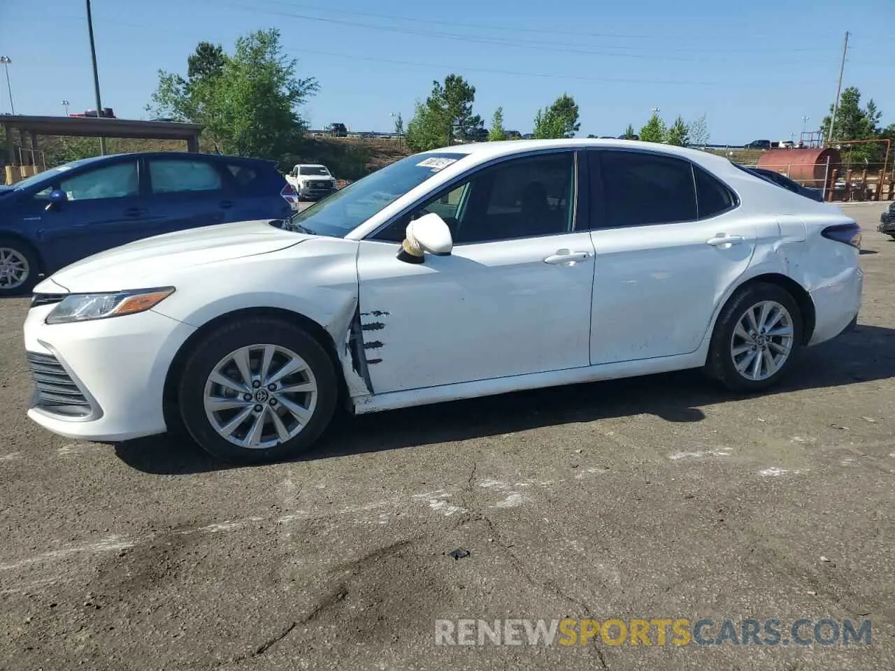 1 Photograph of a damaged car 4T1C11AK9RU866829 TOYOTA CAMRY 2024