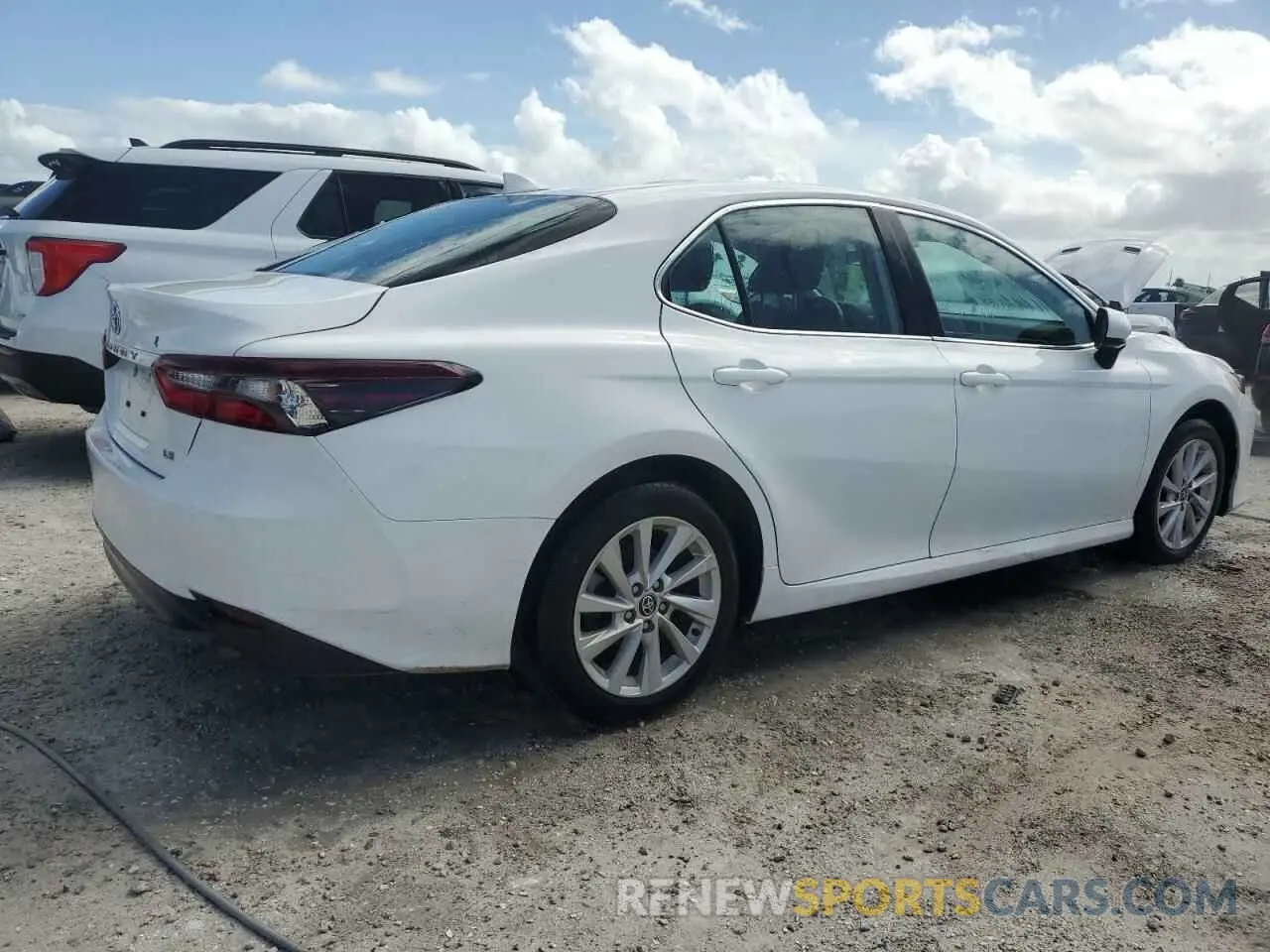 3 Photograph of a damaged car 4T1C11AKXRU202491 TOYOTA CAMRY 2024