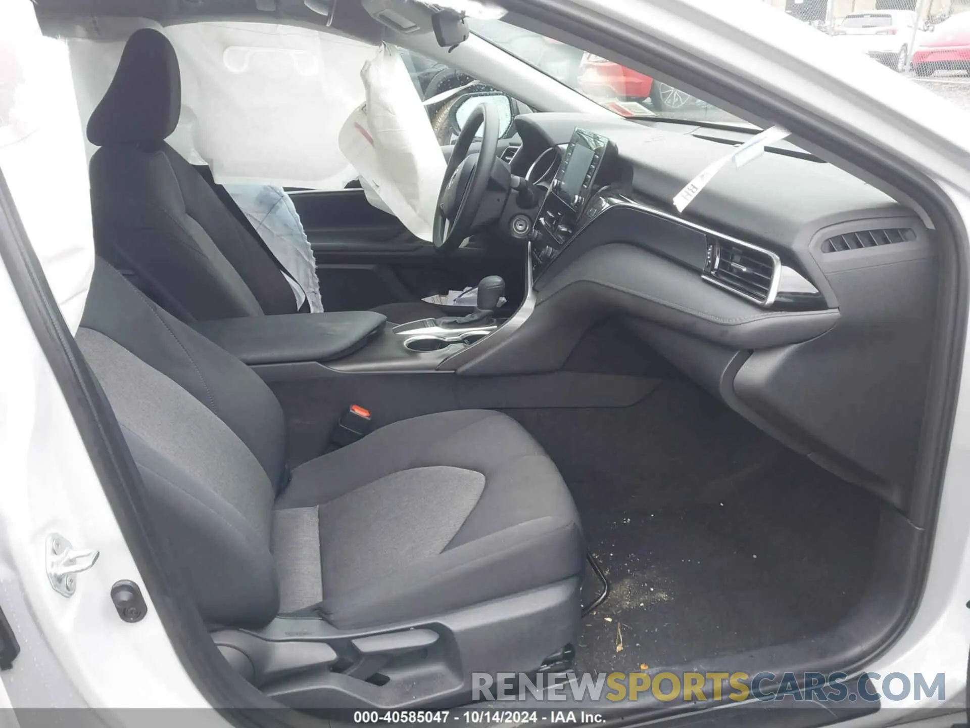 5 Photograph of a damaged car 4T1C11AKXRU204273 TOYOTA CAMRY 2024