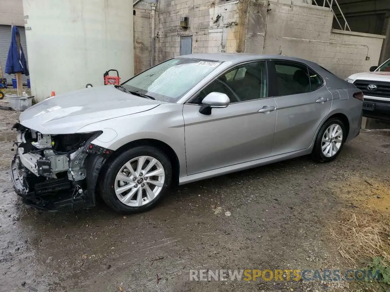 1 Photograph of a damaged car 4T1C11BK5RU117783 TOYOTA CAMRY 2024