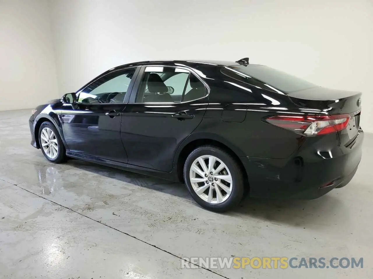 2 Photograph of a damaged car 4T1C11BK7RU117512 TOYOTA CAMRY 2024