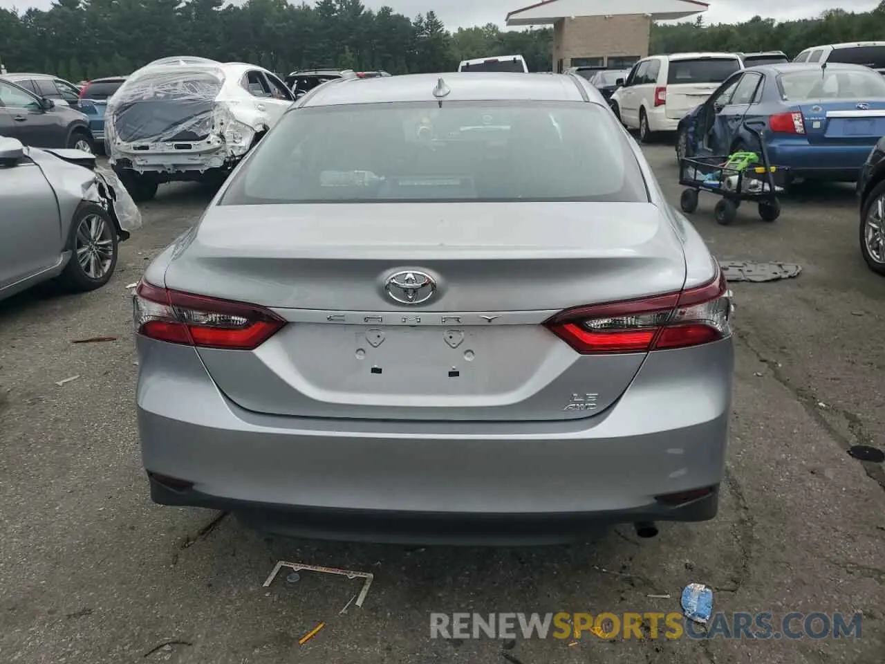 6 Photograph of a damaged car 4T1C11BK7RU128199 TOYOTA CAMRY 2024