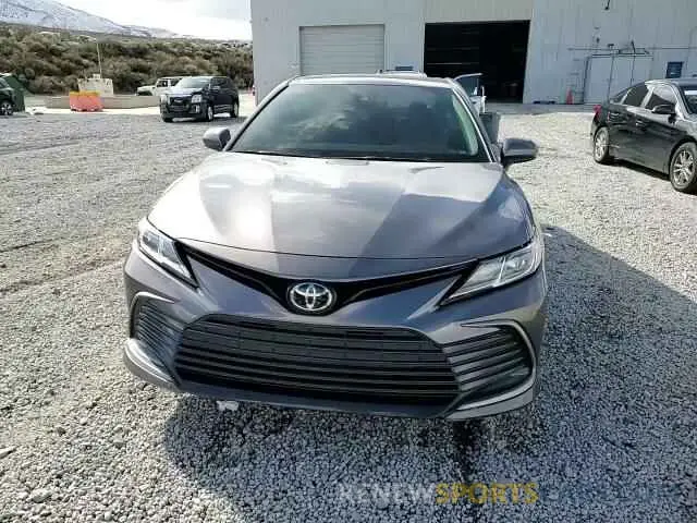 11 Photograph of a damaged car 4T1C11BKXRU125359 TOYOTA CAMRY 2024