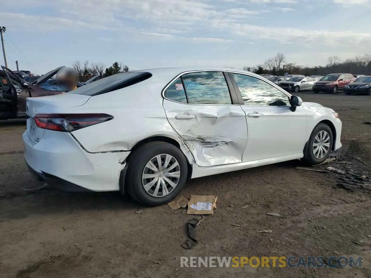3 Photograph of a damaged car 4T1C31AK0RU062686 TOYOTA CAMRY 2024