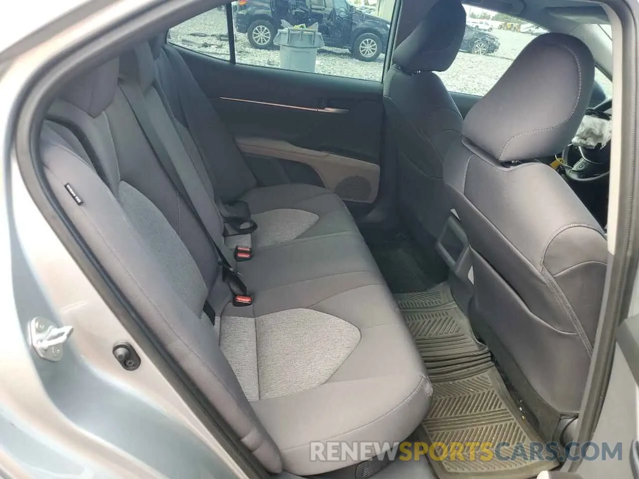 10 Photograph of a damaged car 4T1C31AK2RU076136 TOYOTA CAMRY 2024