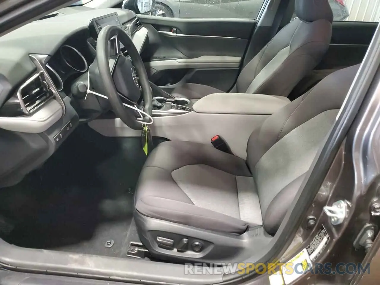 7 Photograph of a damaged car 4T1C31AK2RU076556 TOYOTA CAMRY 2024
