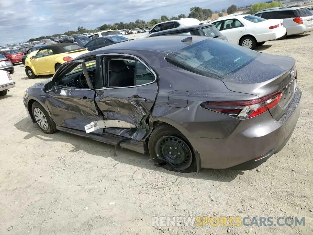 2 Photograph of a damaged car 4T1C31AK2RU631893 TOYOTA CAMRY 2024