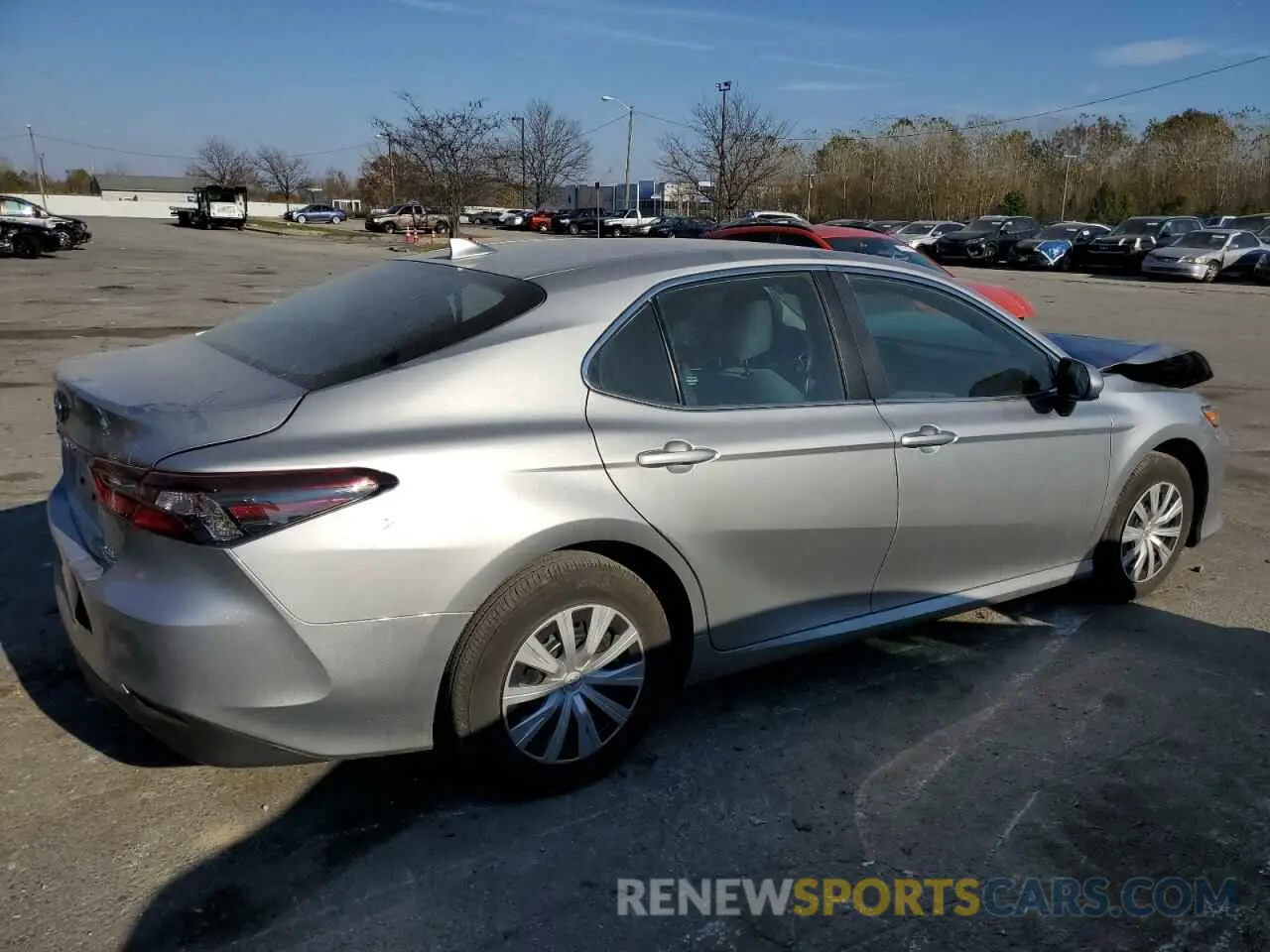3 Photograph of a damaged car 4T1C31AK5RU070122 TOYOTA CAMRY 2024