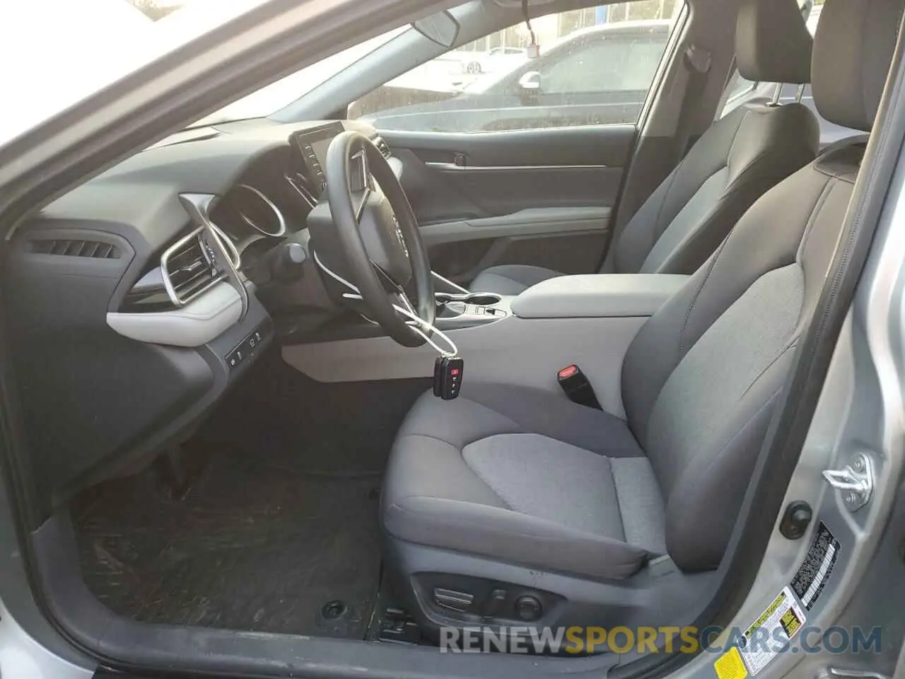 7 Photograph of a damaged car 4T1C31AK7RU061809 TOYOTA CAMRY 2024