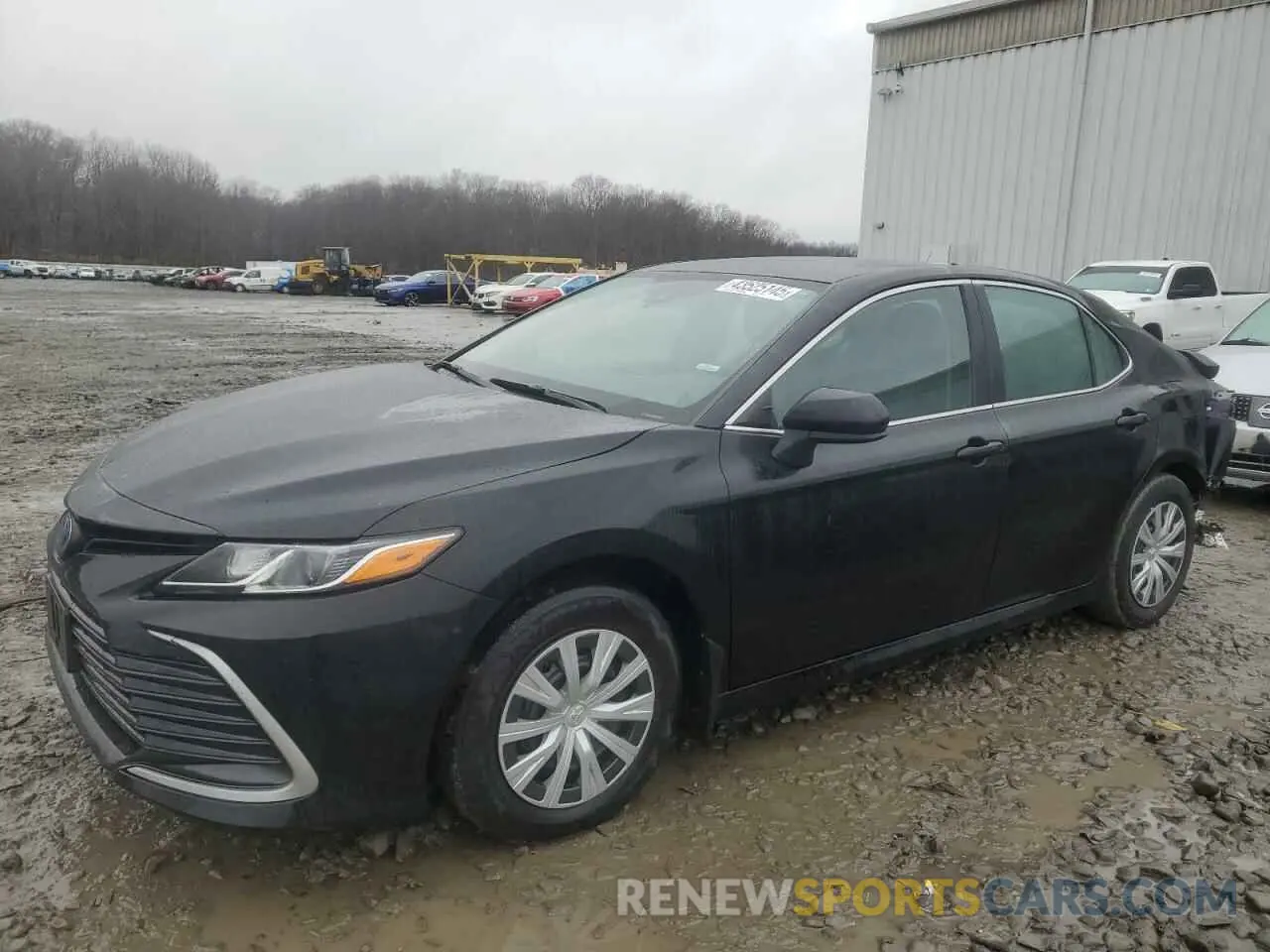 1 Photograph of a damaged car 4T1C31AKXRU625159 TOYOTA CAMRY 2024
