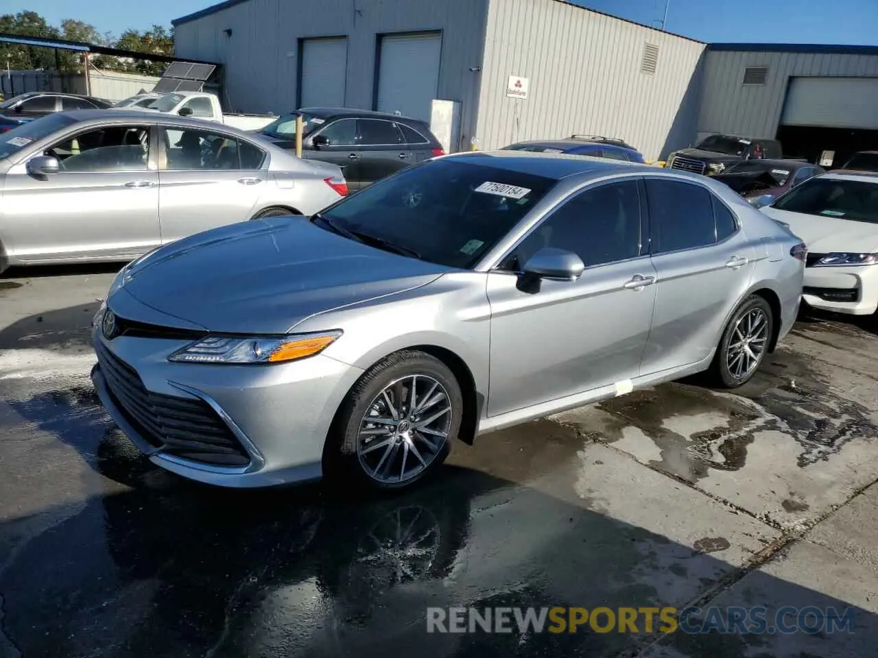 1 Photograph of a damaged car 4T1F11AK2RU893884 TOYOTA CAMRY 2024