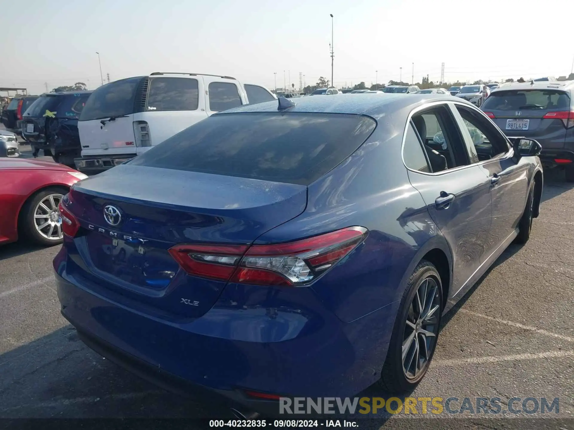 4 Photograph of a damaged car 4T1F11AK3RU261931 TOYOTA CAMRY 2024