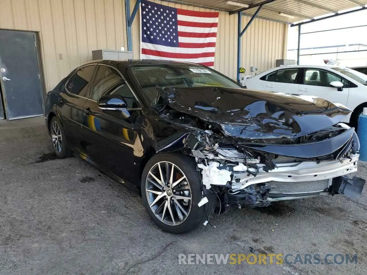4 Photograph of a damaged car 4T1F11AK8RU891833 TOYOTA CAMRY 2024