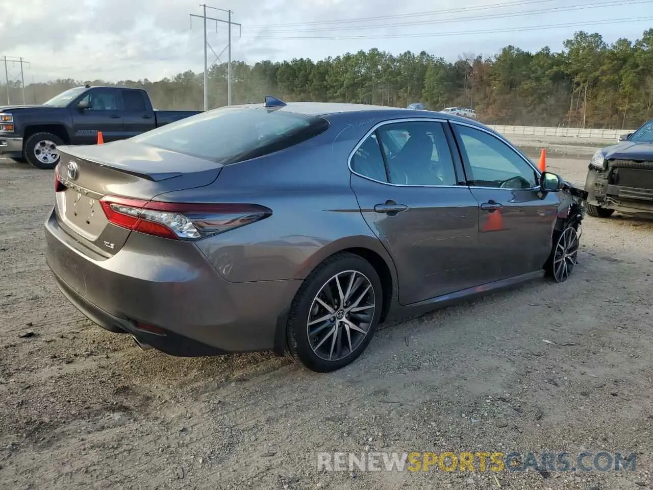 3 Photograph of a damaged car 4T1F11AK9RU224429 TOYOTA CAMRY 2024