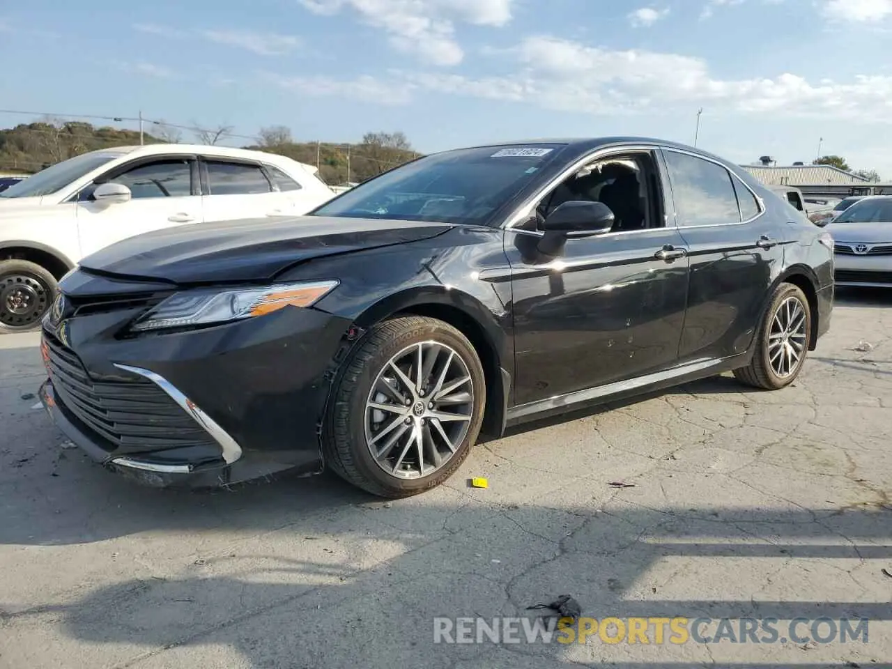 1 Photograph of a damaged car 4T1F11AKXRU880333 TOYOTA CAMRY 2024